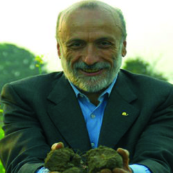 Entrevista a Carlo Petrini en 2014, fundador de Slow Food