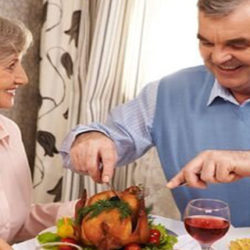 La Sociedad Española de Geriatría y Gerontología recuerda que la dieta es una herramienta efectiva para modular el envejecimiento