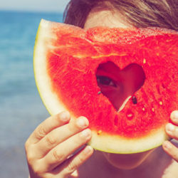 Frutas de verano para niños: melón y sandía